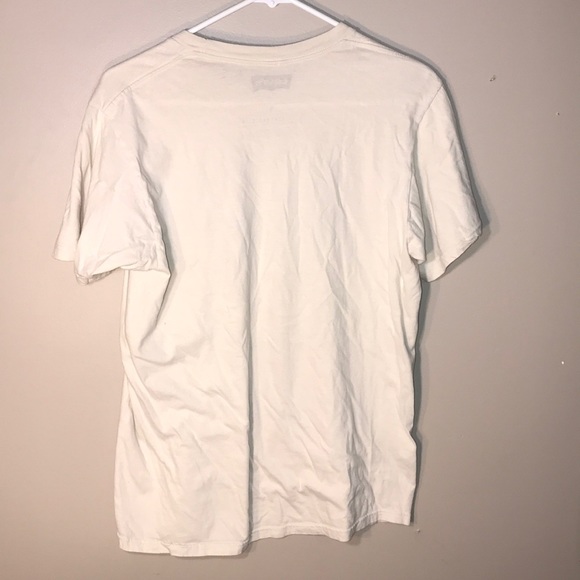 White Levi Strauss T-Shirt with Design Size Medium - Picture 2 of 3